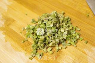 香椿蛋卷的做法步骤：7