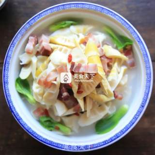 腌笃鲜 咸肉炖春笋的做法步骤：5