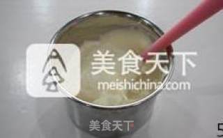 【圣诞蛋糕】---韩式裱花蛋糕三的做法步骤：5