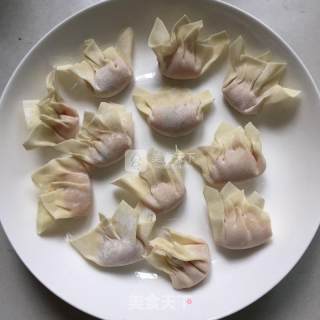 鸡肉小馄饨的做法步骤：5