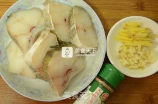 美味杀手锏：香煎鳕鱼的做法步骤：2