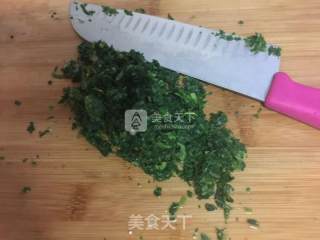 荠菜蘑菇的做法步骤：3