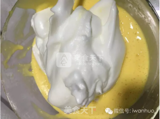 北海道戚风蛋糕的做法步骤：8