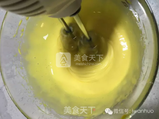北海道戚风蛋糕的做法步骤：14