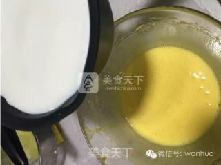 北海道戚风蛋糕的做法步骤：15