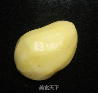 舌尖上的跳动——椒盐土豆丝的做法步骤：1