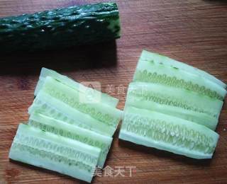 火腿芝士蛋三明治的做法步骤：2