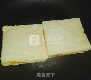 火腿芝士蛋三明治的做法步骤：3