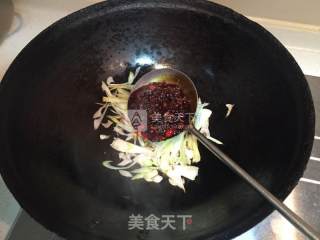 辣炒黄蚬子的做法步骤：5
