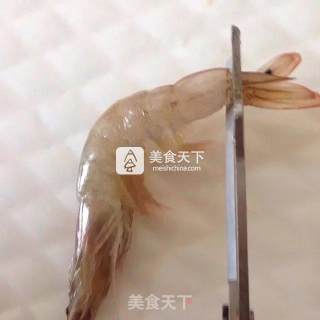 蒜蓉粉丝开背虾的做法步骤：1