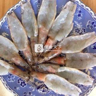 蒜蓉粉丝开背虾的做法步骤：8
