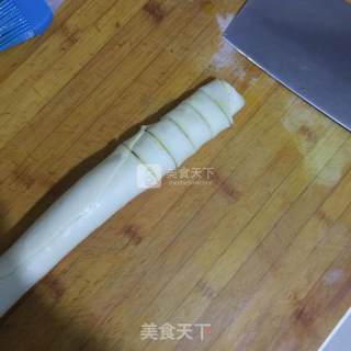 彩蝶花卷的做法步骤：15