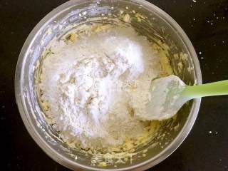 柠香玛格丽特的做法步骤：6