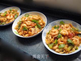 鲜虾茄汁拉条子——刀削面的华丽丽转身的做法步骤：16