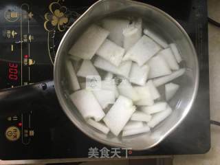 家常紫菜冬瓜汤的做法步骤：3