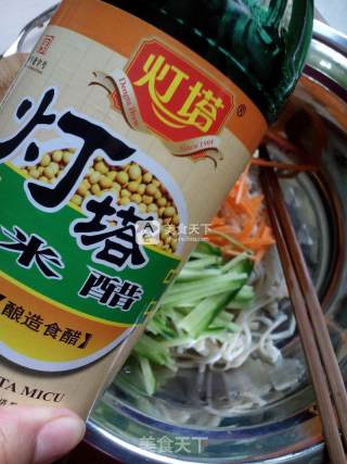 凉拌金针菇的做法步骤：5
