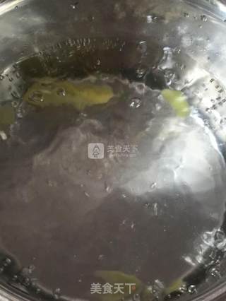 西洋菜肉丸汤的做法步骤：2