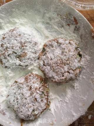 牛肉饭饼的做法步骤：8