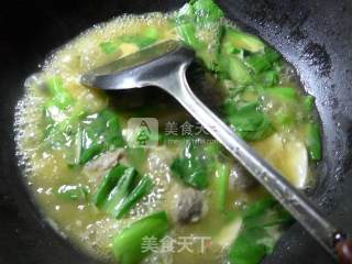 牛筋丸菜芯年糕汤的做法步骤：5