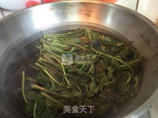 炸香椿鱼的做法步骤：2