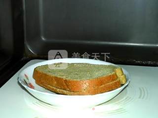 葱花鸡蛋全麦三明治的做法步骤：10