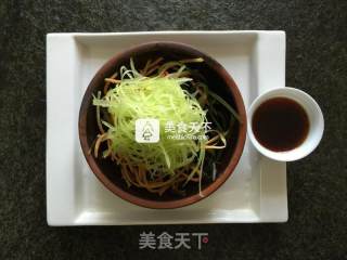 怀旧版满分减腹餐凉拌三丝之【海带莴苣拌胡萝卜】的做法步骤：6