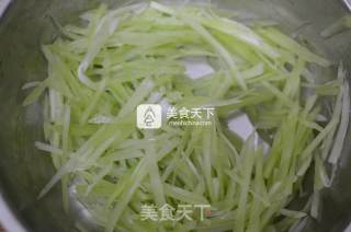 凉拌莴笋丝的做法步骤：4