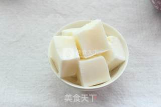 草莓奶昔的做法步骤：2