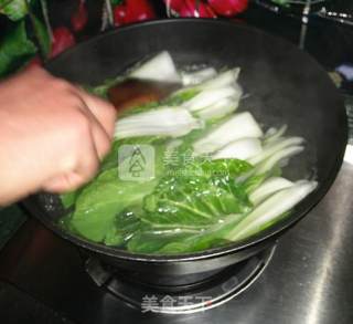麻油香菇青菜包的做法步骤：2