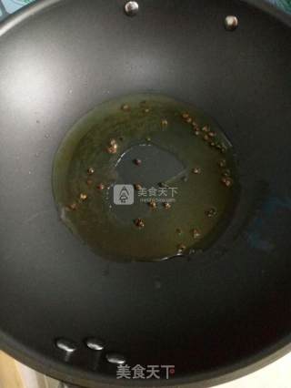 酸汤的做法步骤：3