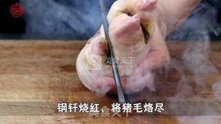 爽口粘手的【马蒂烧猪脚】的做法步骤：1