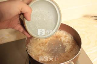 雪蛤雪燕百合润肺汤的做法步骤：9