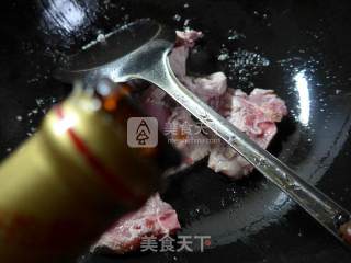 茄子炒大排的做法步骤：4