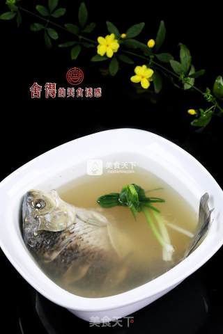 百无禁忌的滋补汤【清蒸鲫鱼】的做法步骤：9