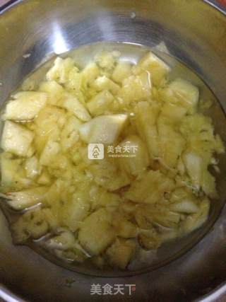 菠萝排骨饭的做法步骤：2