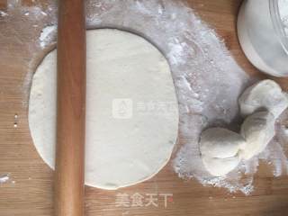 发面鸡蛋韭菜盒子的做法步骤：9