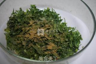 清爽的暖春菜——茼蒿炸丸子的做法步骤：2