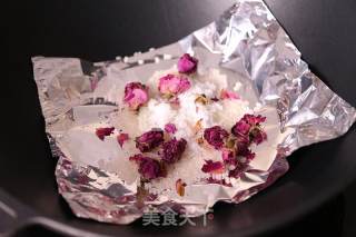 减脂增肌必学——玫瑰烟熏鸡胸肉套餐的做法步骤：3