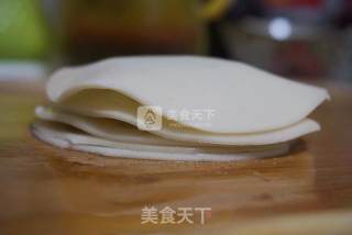 巧用饺子皮做葱油饼的做法步骤：5