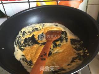咸蛋黄肉松青团的做法步骤：5