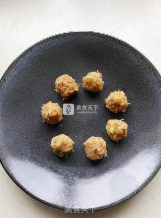 蛋黄肉松青团的做法步骤：5