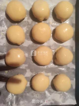 蛋黄酥的做法步骤：13