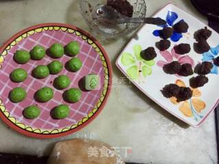 再做艾叶青团的做法步骤：6