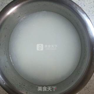 火爆朋友圈的糯米蛋的做法步骤：1