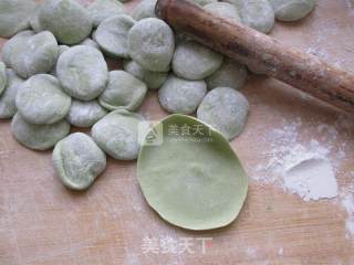 荠菜翡翠饺子的做法步骤：6