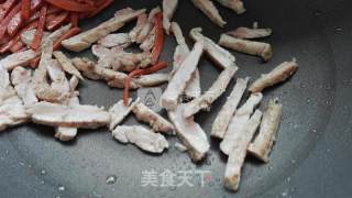 三丝炒乌冬的做法步骤：7