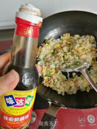 蛋炒饭的做法步骤：8
