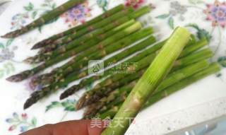 蒜蓉芦笋的做法步骤：1