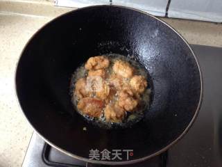 家常版菠萝咕咾肉的做法步骤：4