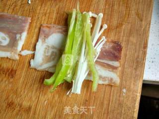金针菇培根卷的做法步骤：2